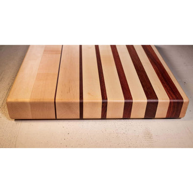 Here’s why you should be using a wood cutting board!