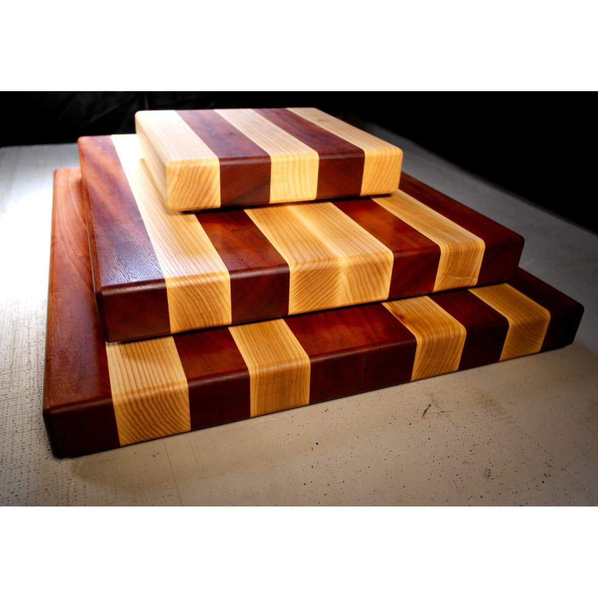 Patterned End Grain Cutting Board Ash & Sapele – YOHO